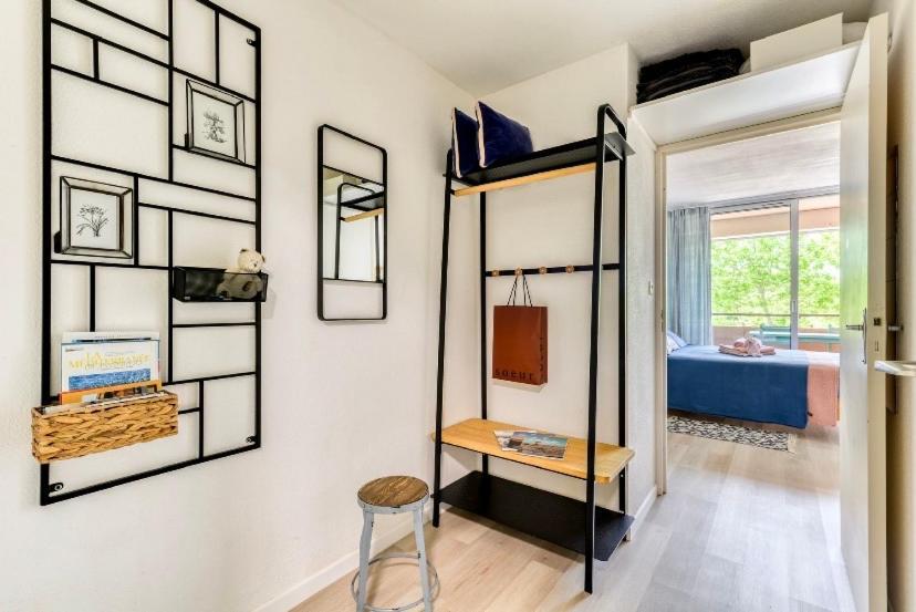 Studio Les Regates Avec Loggia Et Parking Gratuit Plage Du Grazel Gruissan Exterior photo